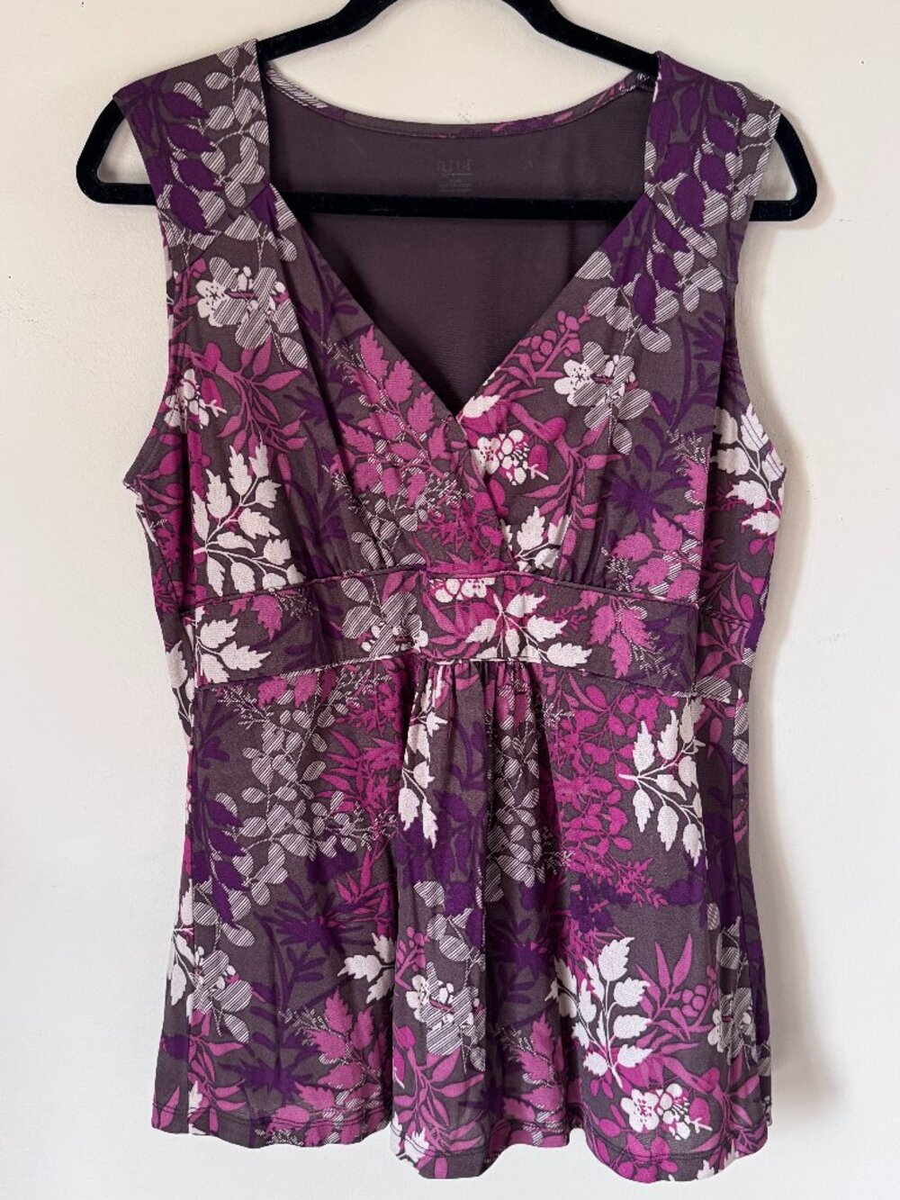 A.N.A FAUX WRAP SLEEVELESS BLOUSE FLORAL PATTERN
